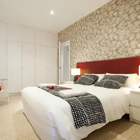 Rainbow Apartment Barcelona