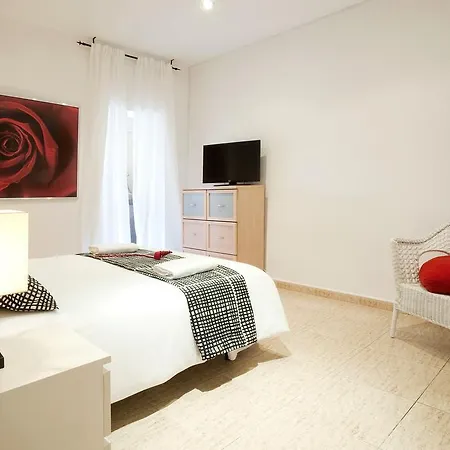 Rainbow Apartment *